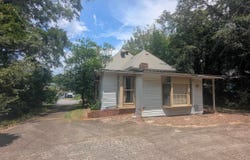 109 MARGARET STREET, TALLADEGA, AL 35160