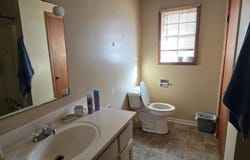 2260 HEBRON Rd, Middleton, TN 38052-4154