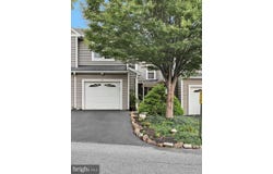 48 HARVEST ROAD, LANCASTER, PA 17602