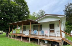211 Cicerone Road, Sissonville, WV 25320