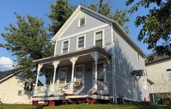 97 Main St, Netcong Boro, NJ 07857-1308