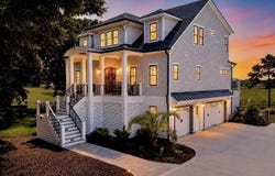 106 Seven Oaks Court, Hampstead, NC 28443