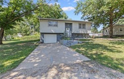 509 E 2nd Street, Pomona, KS 66076