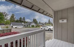 616 N 4TH Ave, Kelso, WA 98626