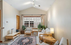 18512 BOYSENBERRY Drive, GAITHERSBURG, MD 20879