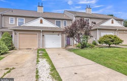 18 S MERRIMENT DRIVE, NEWARK, DE 19702
