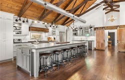 617  N Fallin  AVE, Fayetteville, AR 72701