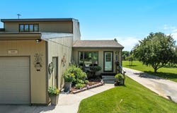 6724 W County Road 15 West, Minot, ND 58701