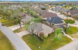 9420 Gleneagles Drive, Granbury, TX 76049
