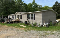 10  Estate Street, Evening Shade, AR 72532