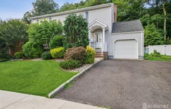 13 Spyros Drive, Old Bridge, NJ 08879