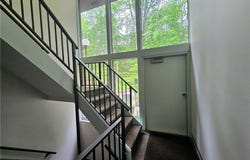 6830 CARRIAGE HILL DRIVE D33, BRECKSVILLE, OH 44141