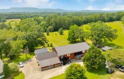 997 W 12th Street, Chickamauga, GA 30707