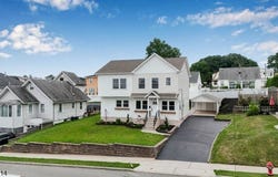 33 Hudson Ave, Totowa Boro, NJ 07512-2138