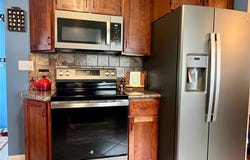 117 S Oregon Avenue, Morris, MN 56267