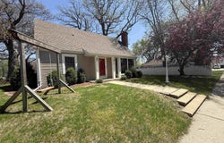 30 Sunset View Drive, Clear Lake, IA 50428