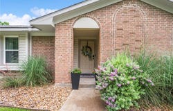 1200 Neal Pickett Drive, College Station, TX 77840