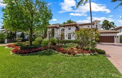 3111 NE 27th Ave, Lighthouse Point, FL 33064