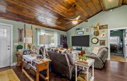 720 E Burford Street, Marshfield, MO 65706