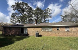 2807 Pea Ridge Road, Brewton, AL 36426