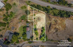 1915 E 9TH St, TheDalles, OR 97058