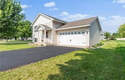 1126 Benjamin Drive, Alexandria, MN 56308