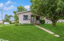 208 Young Street, Marshalltown, IA 50158