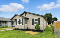 2715 S A Street, Elwood, IN 46036