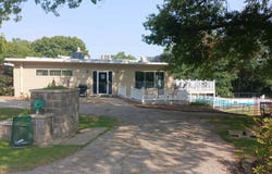 304 E Golf, Ottumwa, IA 52501