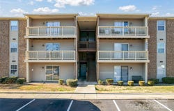 1620 Arlyn Circle, Charlotte, NC 28213