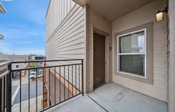 15320 NW CENTRAL Dr, Portland, OR 97229