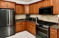 21 Beverly St, Newark City, NJ 07108-1001