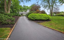 6 Stoecker Road, Holmdel, NJ 07733