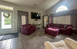 20 Woodland Chase Boulevard, Niles, OH 44446