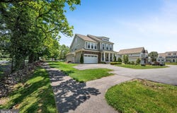 121 S 32ND STREET, PURCELLVILLE, VA 20132