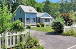 236 Thomas St, Middleboro, MA 02346