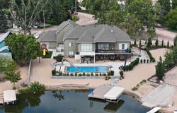 T37 Twin Lakes Drive, Fremont, NE 68025