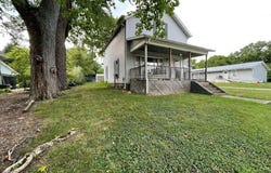 402 S 3rd Street, Pierceton, IN 46562