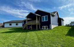 1309 Country Club Drive, Elk Point, SD 57025