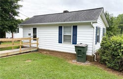 905 W Jefferson Street, Mayodan, NC 27027