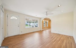 632 AUBURN ROAD, FAIRLESS HILLS, PA 19030