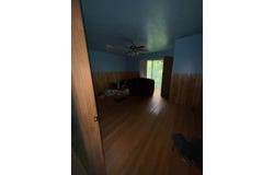 141 Breeze Way, Clendenin, WV 25045