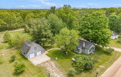 1754 Maggie Street, Fountain, MI 49410