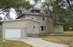 112 Central Ave., Hawarden, IA 51023