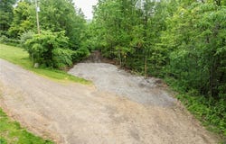 Stockdale Lane, Zanesville, OH 43701