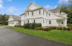 3 Crane Road, Lloyd Harbor, NY 11743