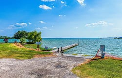 2066 Pelican Isle Drive, Kerens, TX 75144