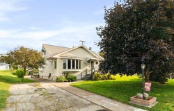 9201 Meadow St, Proctor, MN 55810