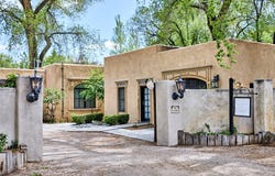 405 Cordoba Lane, Taos, NM 87571