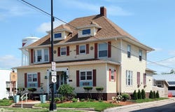 309 1St Avenue W, Newton, IA 50208